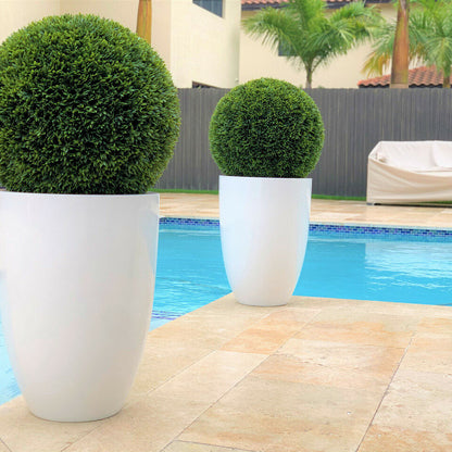 Topiary im Ben L Pflanzgefäß aus Fiberglas – 51 cm