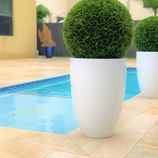 Topiary im Ben L Pflanzgefäß aus Fiberglas – 51 cm